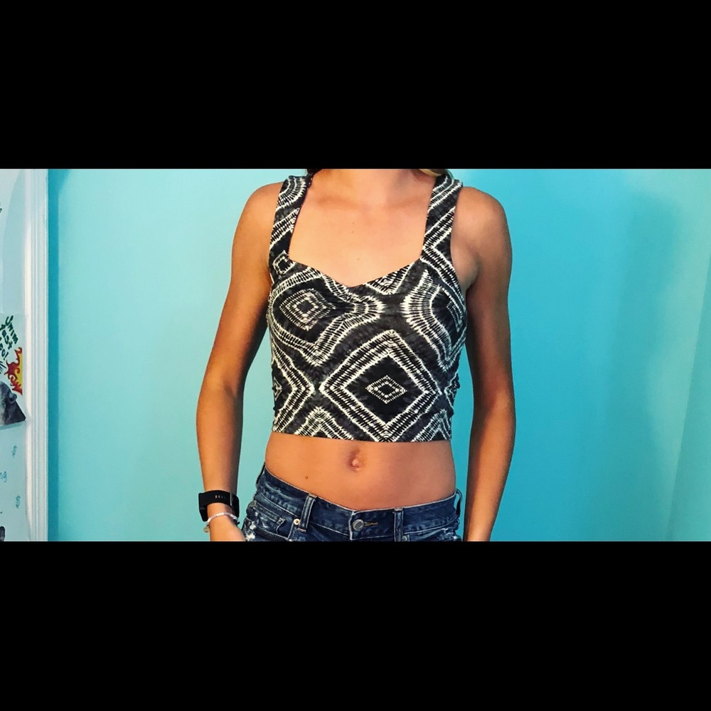 Crop top